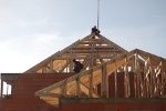 Formes et mariages de matériaux particuliers dans la conception de toits en région d’Andenne